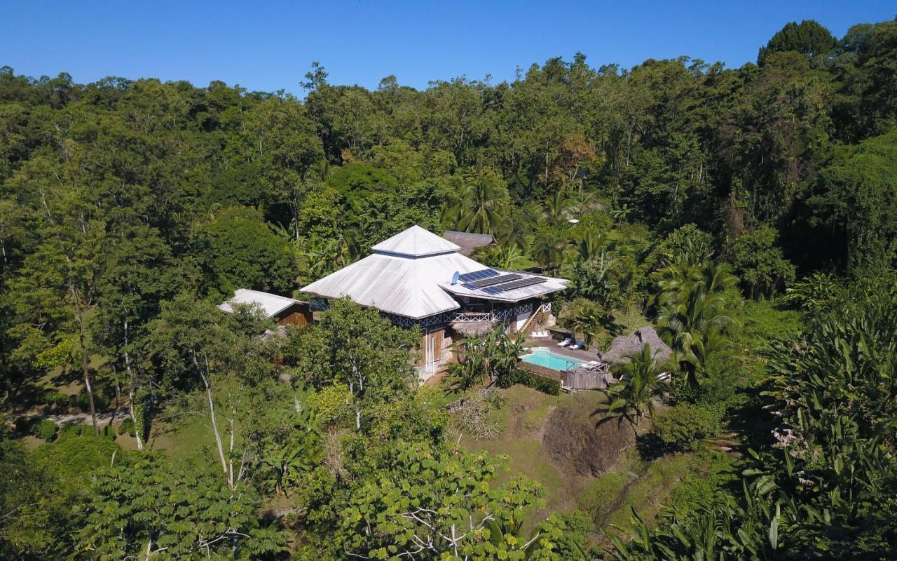 Finca Vela Lodge Bocas Town Exterior foto